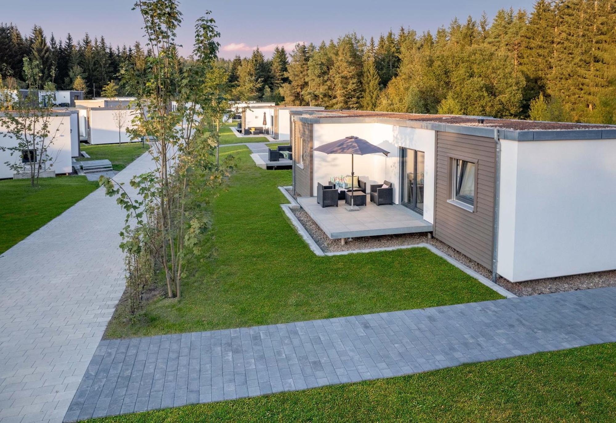 Tiny House Village Лёффинген Экстерьер фото