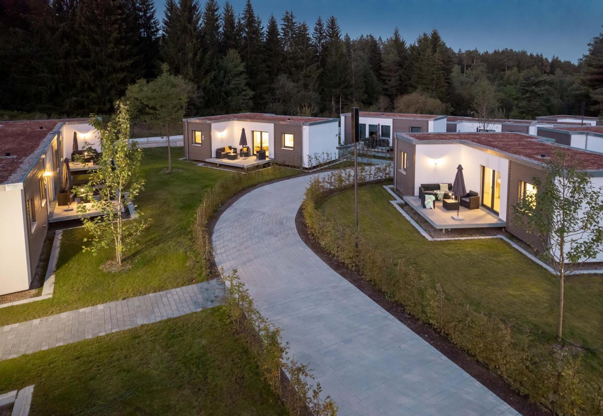 Tiny House Village Лёффинген Экстерьер фото